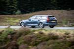 Volvo V60 D3 Inscription 2018 года (UK)